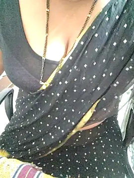 Snapshot of Tamil-rami chatting on September 26, 2025, 4:55 pm Tamil-rami online show from September 26, 2025, 4:55 pm