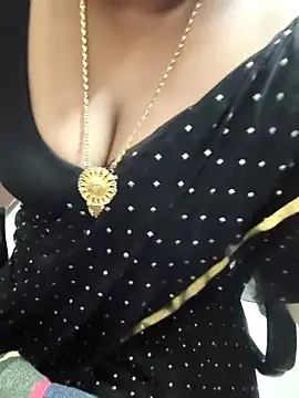 Snapshot of Tamil-rami chatting on November 2, 2025, 1:46 pm Tamil-rami online show from November 2, 2025, 1:46 pm