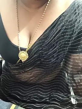 Snapshot of Tamil-rami chatting on January 6, 2026, 2:04 am Tamil-rami online show from January 6, 2026, 2:04 am