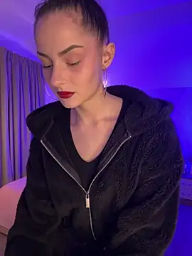 bigJuicyPussy online show from April 3, 2026, 1:31 pm