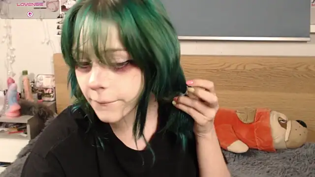 triplebakaaa online show from November 8, 2025, 5:23 pm