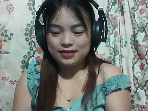 Snapshot of Loc_al chatting on September 9, 2025, 2:22 am Loc al online show from September 9, 2025, 2:22 am