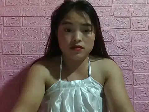 Snapshot of Loc_al chatting on October 10, 2025, 1:43 pm Loc al online show from October 10, 2025, 1:43 pm