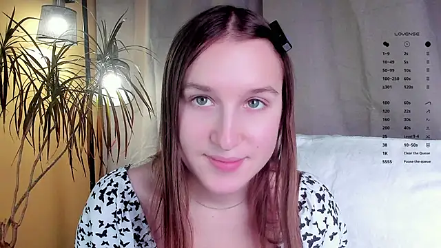 NanaMertins online show from November 23, 2025, 1:38 am