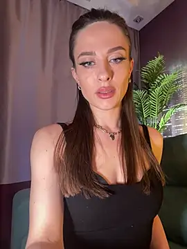 Snapshot of _shadylady_ chatting on June 26, 2026, 4:00 pm shadylady online show from June 26, 2026, 4:00 pm
