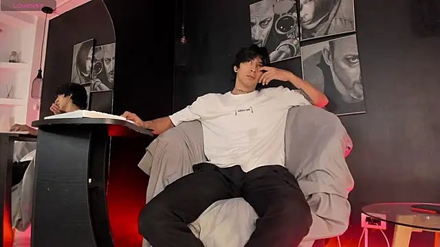 jett savage online show from September 14, 2025, 10:53 pm