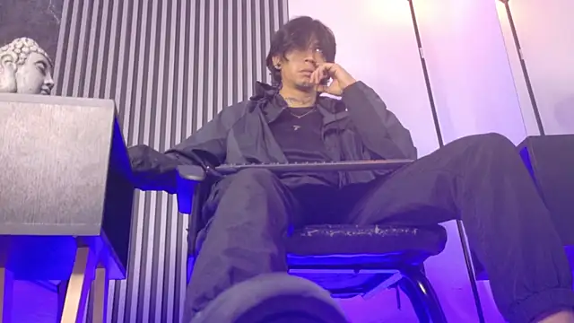 jett savage online show from December 19, 2025, 2:35 pm