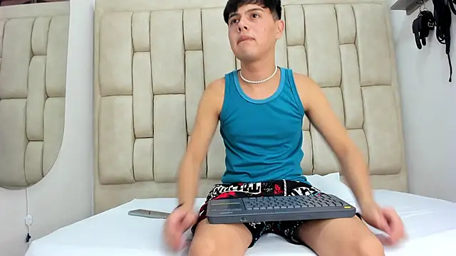 Felipe Cold online show from October 3, 2025, 2:19 am