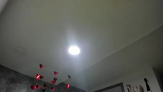 Snapshot of crystaldarliing chatting on February 18, 2026, 2:57 pm crystaldarliing online show from February 18, 2026, 2:57 pm