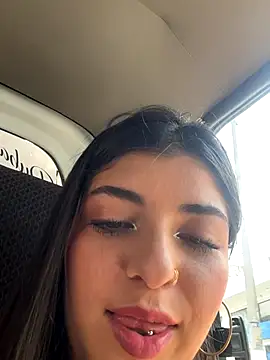 Isaa-Sweet online show from September 22, 2025, 3:36 pm