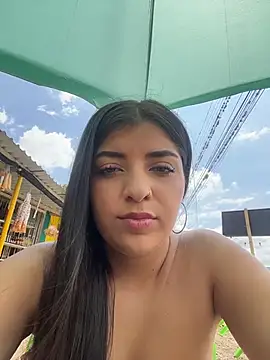 Isaa-Sweet online show from February 9, 2026, 5:50 pm