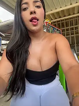 Isaa-Sweet online show from February 26, 2026, 5:23 pm