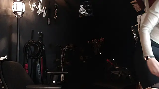 SabaTheCourtesan online show from October 28, 2025, 5:00 am