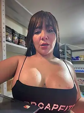 AlanaRouss online show from May 8, 2026, 12:27 am