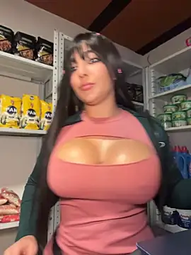 AlanaRouss online show from May 29, 2026, 9:02 pm