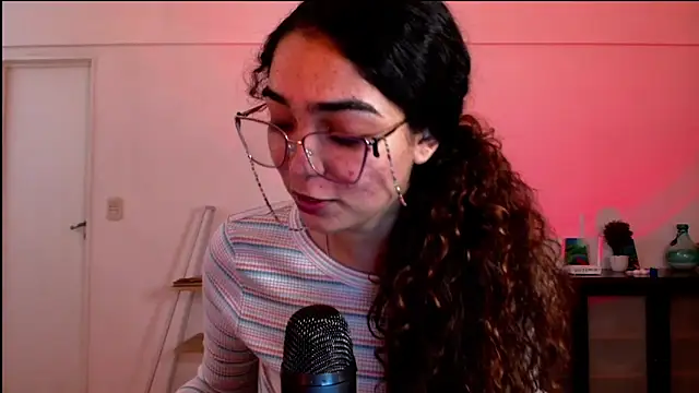 Ariagal online show from October 14, 2025, 11:49 pm