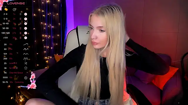 AnyaTaylor  online show from November 24, 2025, 8:25 am