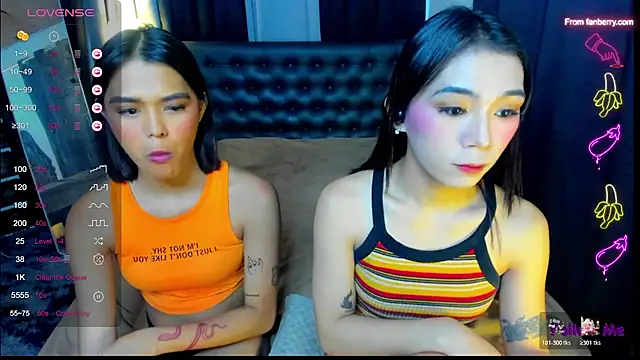 Snapshot of bellamoonlightX chatting on May 13, 2026, 11:18 am bellamoonlightX online show from May 13, 2026, 11:18 am