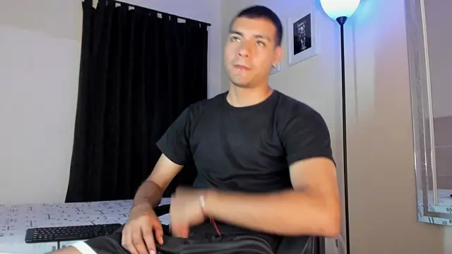 TeamPorn 19 online show from November 6, 2025, 2:45 am