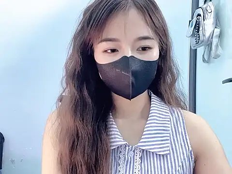 Snapshot of Tinaa-22 chatting on September 11, 2025, 3:23 pm Tinaa-22 online show from September 11, 2025, 3:23 pm