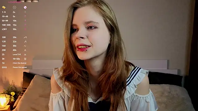 JulietteRain online show from April 14, 2026, 8:15 pm