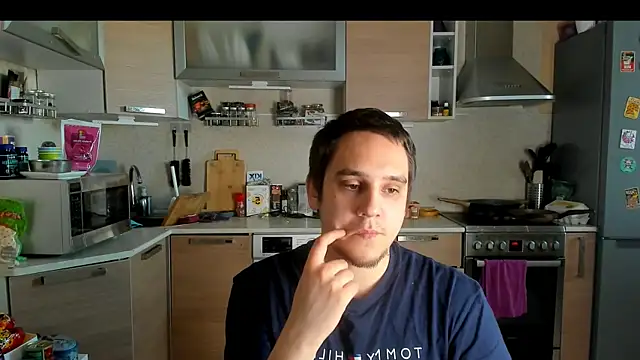 Snapshot of Bear_Beer130 chatting on June 23, 2026, 5:22 pm Bear Beer130 online show from June 23, 2026, 5:22 pm