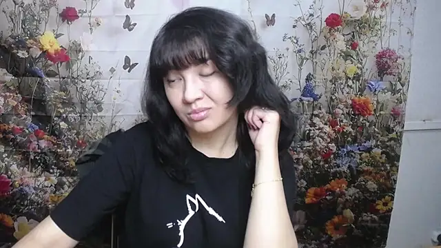 SelenaFly online show from September 20, 2025, 11:11 am