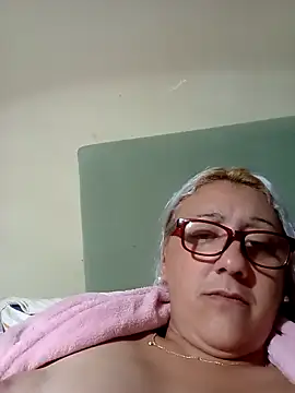 Snapshot of Samantha6767x chatting on March 28, 2026, 9:25 pm Samantha6767x online show from March 28, 2026, 9:25 pm