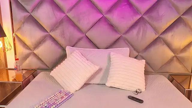 gemma sm online show from October 3, 2025, 3:58 am