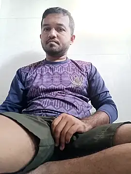 Snapshot of VJ17 chatting on November 17, 2025, 11:05 am VJ17 online show from November 17, 2025, 11:05 am