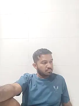 VJ17 online show from December 3, 2025, 7:45 pm