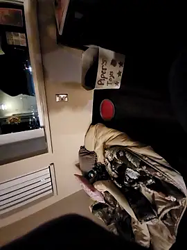 jmoney1219 online show from December 21, 2025, 8:10 am