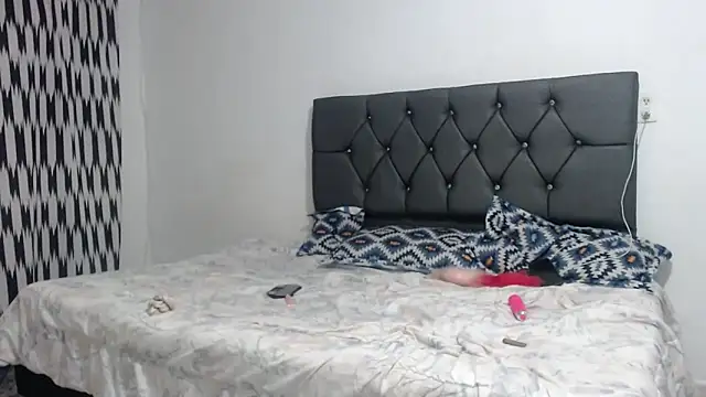 Snapshot of Angeliicaxx chatting on October 7, 2025, 1:03 am Angeliicaxx online show from October 7, 2025, 1:03 am