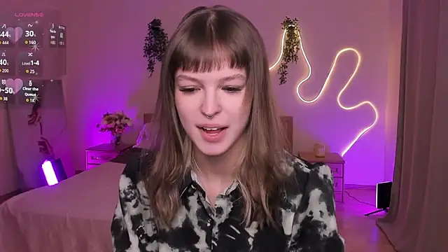 Lisa Blossom online show from March 19, 2026, 6:06 am