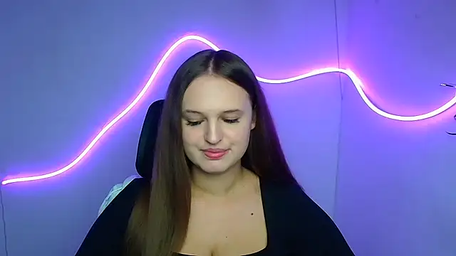 Aurora White online show from September 29, 2025, 11:15 am