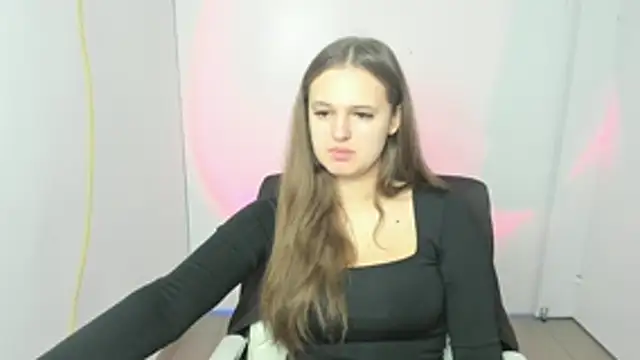 Aurora White online show from October 26, 2025, 6:30 am