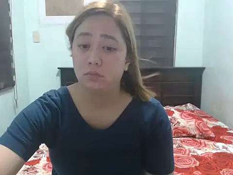 Hello Kiffy69 online show from March 29, 2026, 1:33 pm