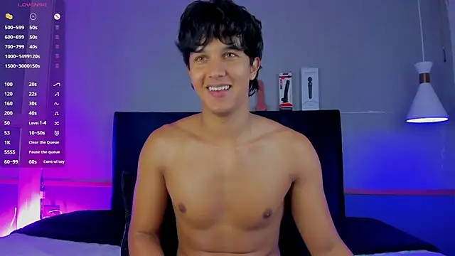 Leo Savage  online show from November 16, 2025, 3:45 am