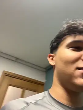 Leo Savage  online show from March 11, 2026, 2:39 am