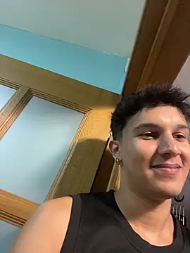 Leo Savage  online show from April 5, 2026, 3:36 am