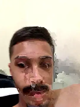 henriquexz244 online show from January 18, 2026, 6:12 pm