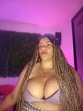 Eva Luxei online show from October 21, 2025, 12:06 pm