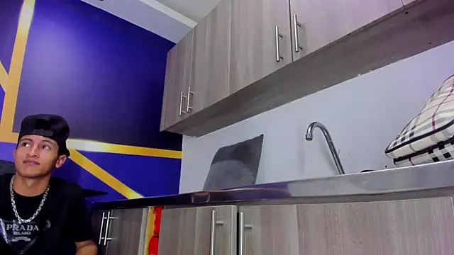 gustavo saaled19  online show from September 13, 2025, 8:30 pm