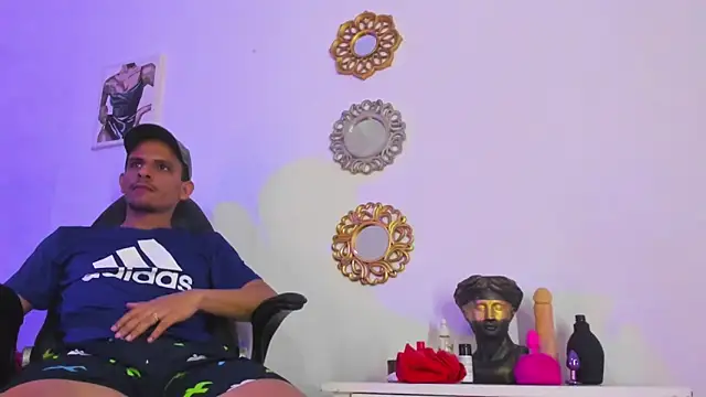  Tarekk  online show from September 16, 2025, 5:58 pm