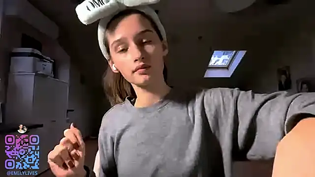 Snapshot of DarlineBrustera chatting on October 18, 2025, 2:18 pm DarlineBrustera online show from October 18, 2025, 2:18 pm