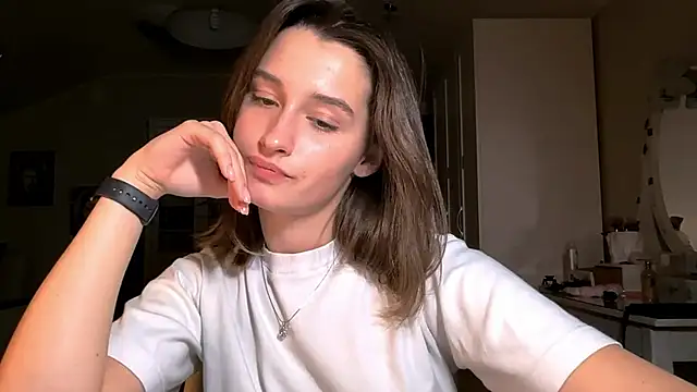 Snapshot of DarlineBrustera chatting on November 25, 2025, 2:50 pm DarlineBrustera online show from November 25, 2025, 2:50 pm