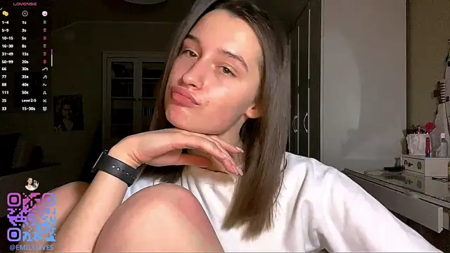 Snapshot of DarlineBrustera chatting on December 15, 2025, 2:21 pm DarlineBrustera online show from December 15, 2025, 2:21 pm