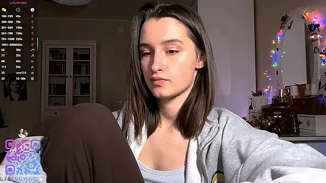 Snapshot of DarlineBrustera chatting on January 6, 2026, 2:54 pm DarlineBrustera online show from January 6, 2026, 2:54 pm