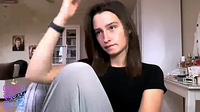 Snapshot of DarlineBrustera chatting on March 20, 2026, 2:11 pm DarlineBrustera online show from March 20, 2026, 2:11 pm