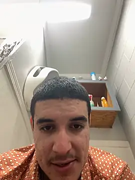 Cachondo29048 online show from April 19, 2026, 5:07 am